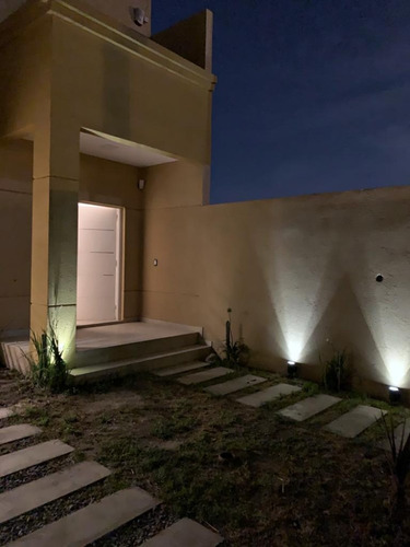 Venta Dos Duplex - Ezeiza - Barrio Autonomos - A Estrenar