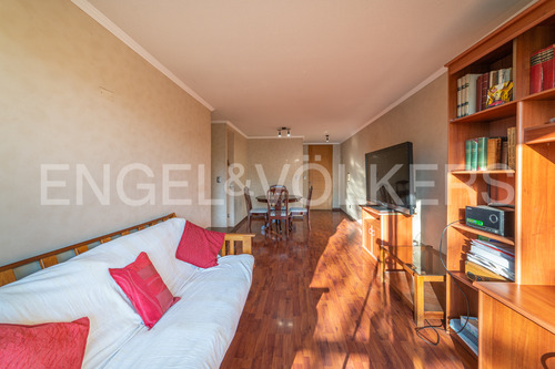 Vende 2d/2b. Excelente Ubicación.