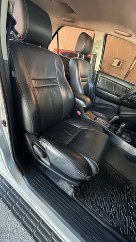 Toyota Hilux SW4 3.0 Srv Cuero 171cv 4x4 5at