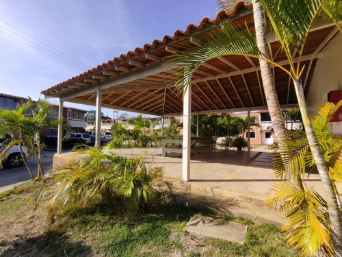 Imagen 17 de 17 de Town House En Venta Urb. Terrazas Del Valle - El Valle