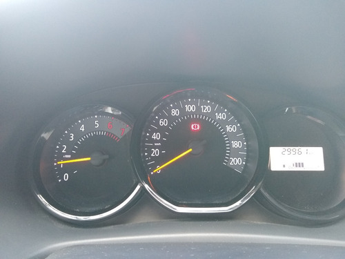 Imagen 7 de 14 de Renault Logan Authentique Plus 1.6