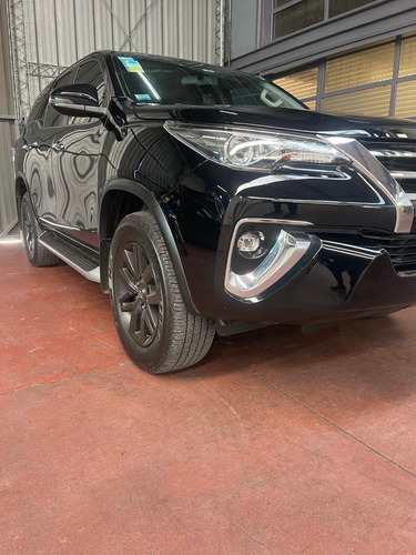 Toyota Hilux SW4 2.8 Srx 177cv 4x4 7as