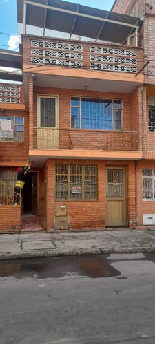 Casa Ubicación Bogotá, Área Total 128 Mts2