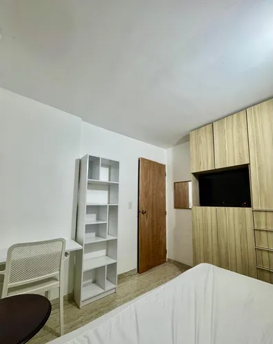 Alquilo Habitacion Amoblada