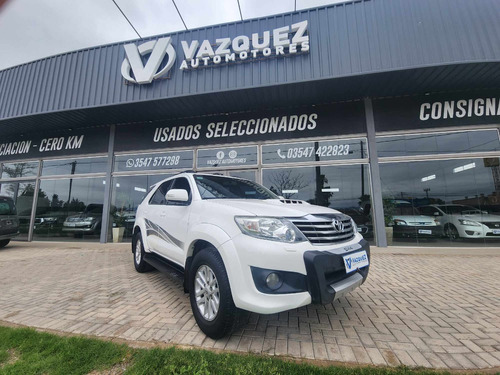 Toyota SW4 3.0 Srv Cuero I 171cv 4x4 5at