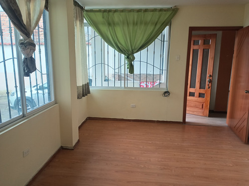 Casa Doble Departamento Sur De Quito