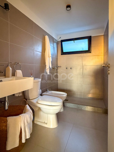 Apartamento De 2 Dormitorios A Estrenar En Venta Av. Libertador Entre Pozos Del Rey Y Valparaíso