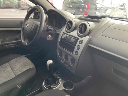 Ford Fiesta 1.6 ROCAM HATCH 8V FLEX 4P MANUAL