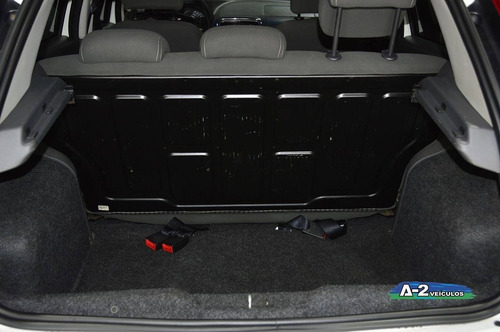Fiat Punto 1.8 Essence 16v Flex 4p Automatizado