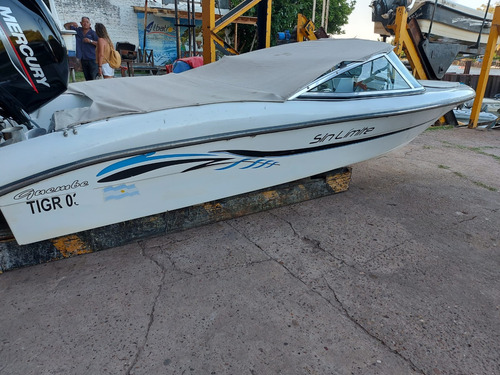 Guembe 460 Lancha Open Mercury 4 Tiempos