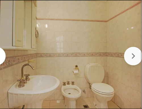 Excelente Chalet En Una Zona Muy Tranquila De Caballito