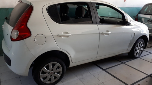 Imagen 3 de 6 de Fiat Palio 2016 1.4 Attractive 85cv