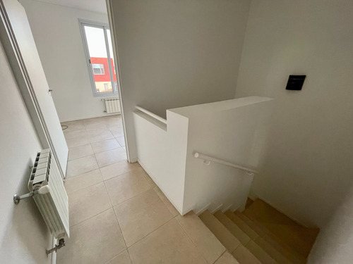 Imagen 16 de 26 de Venta Casa Con Jardin En Casas Santa Maria Tigre