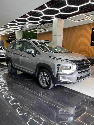 Mitsubishi Xpander Cross 2025