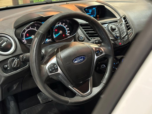 Ford Fiesta 1.6 TI-VCT FLEX TITANIUM POWERSHIFT