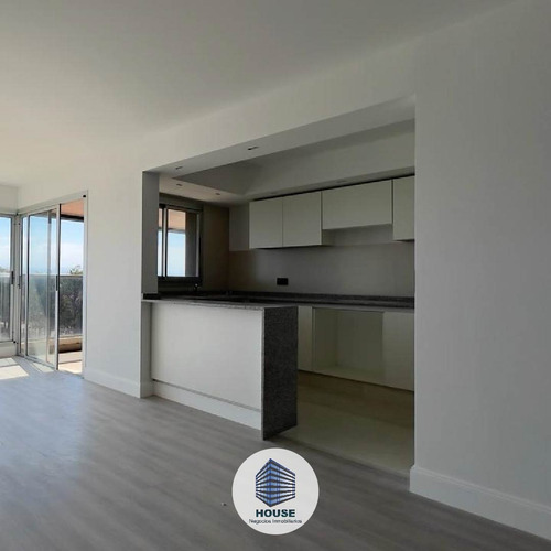 Departamento De 2 De Dorm. En Venta En Condominio Summum Con Cochera