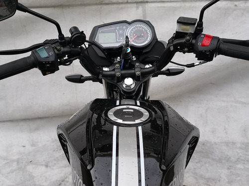 Imagen 9 de 15 de Ultima Motocicletas Incluye Patente 2023, 150cc