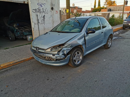 Peugeot 206 2004 En Partes Yonke Por Partes 1.4