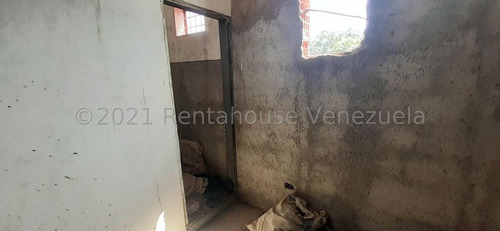 Imagen 10 de 30 de Galpón En Venta En Zona Industrial De Yaritagua Yaracuy 0.4.2.4.5.9.3.7.5.4.2/ Rent-a-house Centro Occidente Mls Código: 22-14018, Cuenta Con 1.586 Mts2