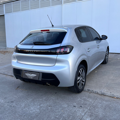 Peugeot 208 1.6 Allure Tiptronic