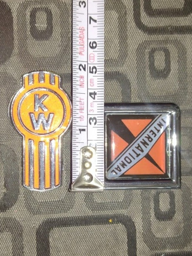 1 Emblema Miniatura Kenworth O International Universal Elija