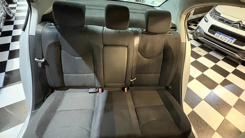 Peugeot 408 2.0 Allure 143cv