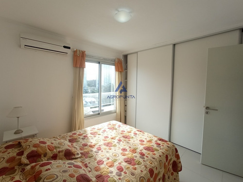 Apartamento 2 Dormitorios Con Servicios En Venta - Ref: 3068