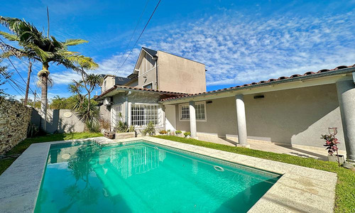 Casa En Venta - Calle De Los Nardos - Ciudad Jardín