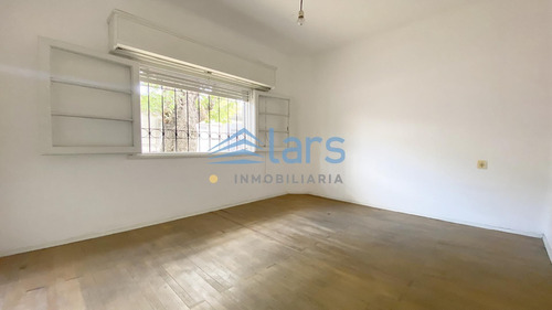 Imagen 2 de 6 de Apartamento En Alquiler / Villa Muñoz - Inmobiliaria Lars