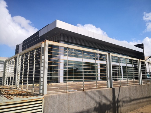 Imagen 2 de 11 de Alquila Tu Local En Unare I , 3 Meses De Gracia Para Que Remodeles, Inicia Tu Negocio En La Mejor Ubicación Puerto Ordaz, Anticípate A Esta Gran Oportunidad De Alquiler