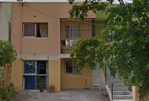 Venta De Casa En Blvd. De Las Dalias, Jardines Del Sol, Fracc. Santa Fé, Recuperación Bancaria Laab2