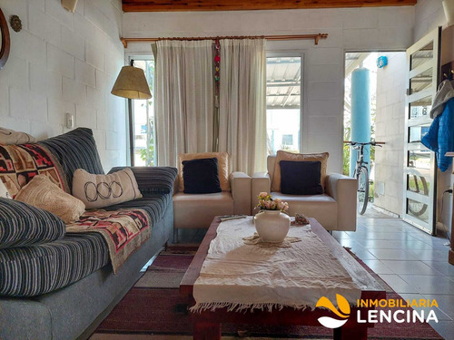 Imagen 5 de 26 de Duplex En Venta - 3 Dormitorios - Carlos Paz