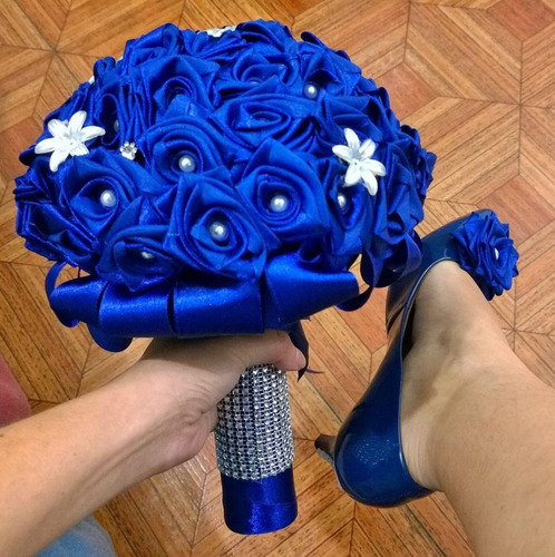 Buquê Bouquet De Noiva Azul Royal Perolas