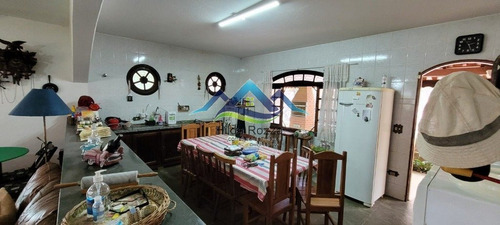 Imagem 12 de 15 de Chacara Com 5 Dorm 1 Suite Jardim De Inverno, Piscina E 2 Churrasqueiras. - V-1014