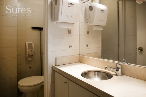 Local Comercial / Oficina En Alquiler En Punta Carrertas