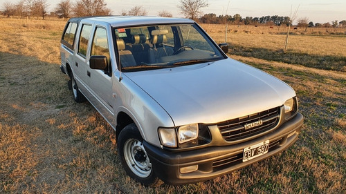 Imagen 3 de 23 de Isuzu Pick-up 2003 2.8 Turbo Ls D/c 4x2