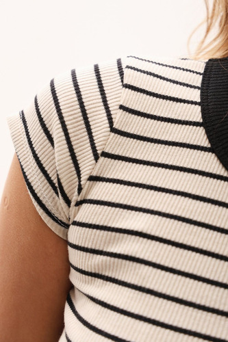 Remeras Básicas Estampadas Mujer Naif