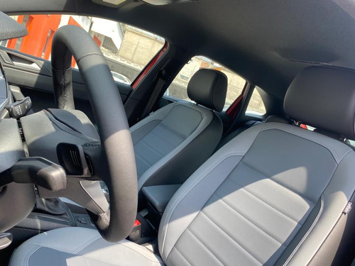 Volkswagen Nivus Highline 2024
