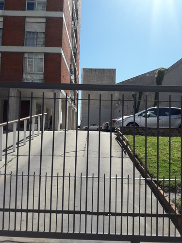 Imagen 11 de 24 de Apto Dos Dorm Todo Al Frente Paraguay Y Rambla