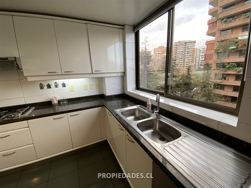Departamento En Arriendo De 4 Dorm. En Las Condes