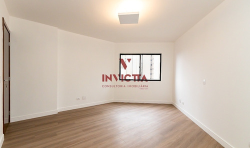 Imagem 28 de 30 de Apartamento Com 3 Dormitórios À Venda Com 263.94m² Por R$ 1.200.000,00 No Bairro Água Verde - Curitiba / Pr - Aa 1711