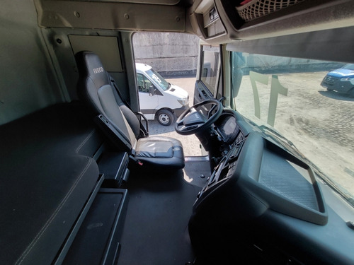 Iveco Stralis 800s56tz 6x4 2016/2017.