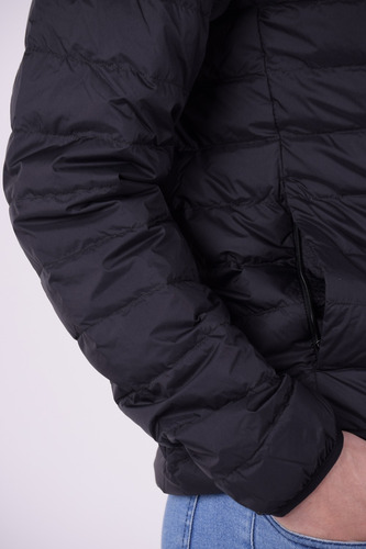 Campera Uniqlo Original Hombre Negro Sin Capucha