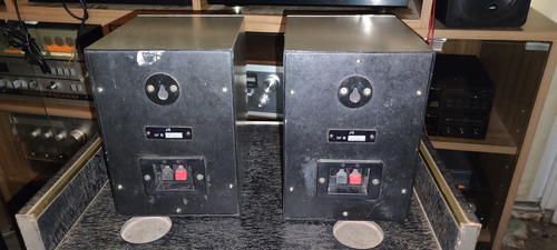 2 Bafles Monitores 2 Vias Hitachi J5 Excelentes Japan 30w Gris (Usado)