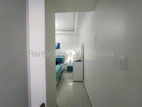 Cf Hermoso Apartamento A La Venta En Edificio Con Planta Eléctrica Y Conectado A Pozo En Maracay!! Listing 25-18344