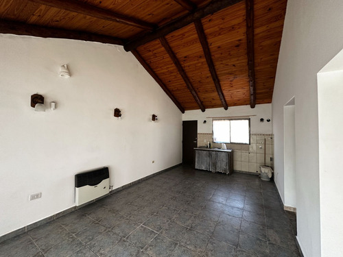 Chalet Con Amplio Lote 623 M2