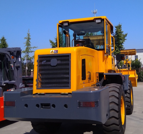 Pala Cargadora De 2 Metros 980g Motor Cummins Marca Sunner