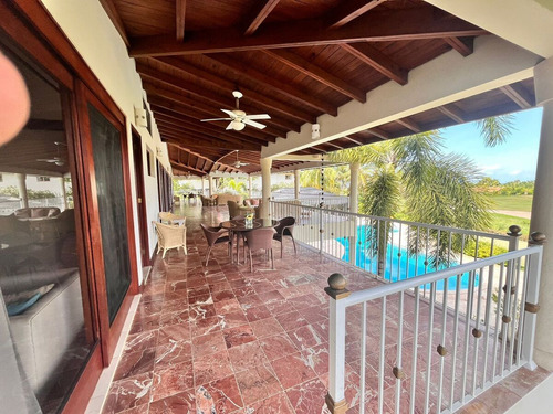 Villa En Venta En Casa De Campo De