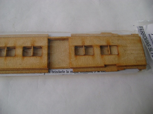 Imagen 3 de 6 de Nico Coche Servicio Local C/furg Kit Fibrofacil H0 (mnt 70)