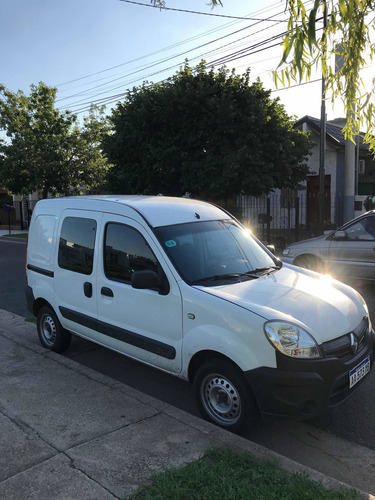 Imagen 4 de 4 de Renault Kangoo 2016 1.6 Furgon Ph3 Confort 5as Lc